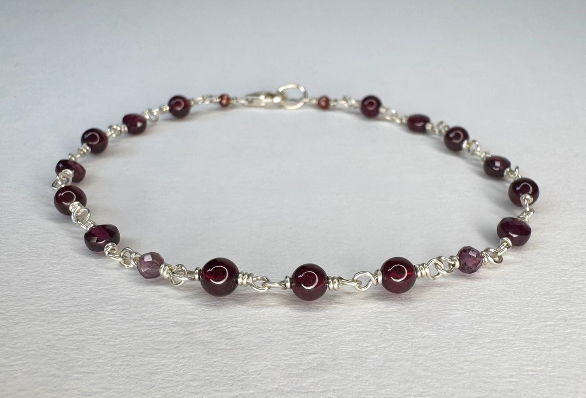 Scarlet Gem Chain
