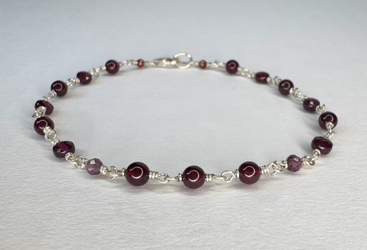 Scarlet Gem Chain